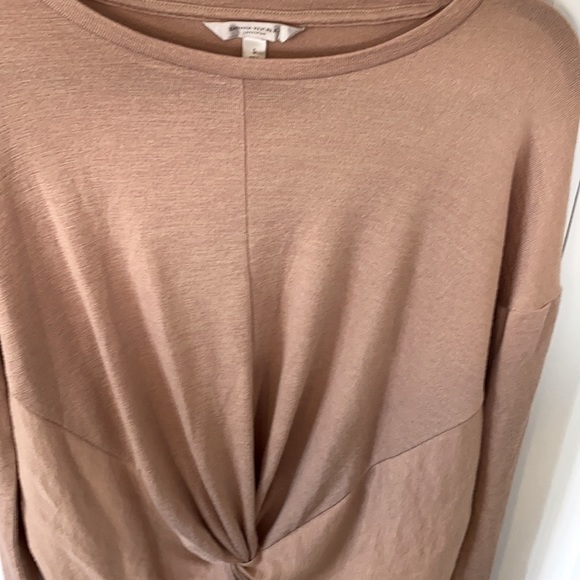 Like New Banana Republic Nutmeg Twist Top - Picture 6 of 10